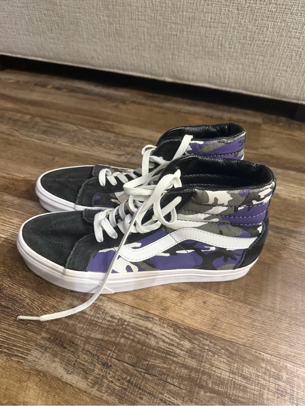 Vans Kids High-Top Sneakers in Purple, Black, White Camo